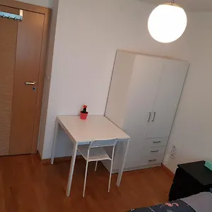 Mirrorroom Pl Citycenter Проживание в семье Варшава